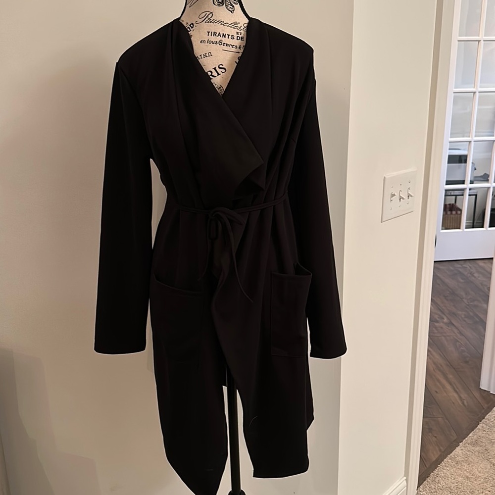 New without Tags Romwe Black Waterfall Collar Wrap Trench Pea Coat Size Small